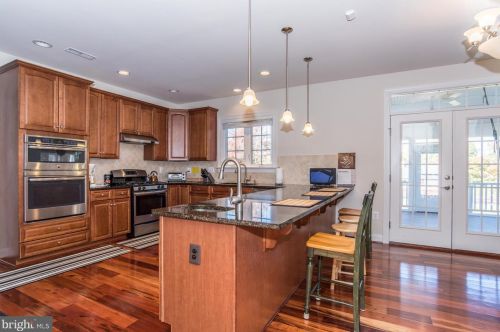 8106 Ashton St, Alexandria VA 22309-1345 exterior