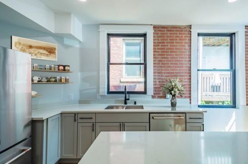 1714 Buena Vis St, Pittsburgh PA 15212-3927 exterior