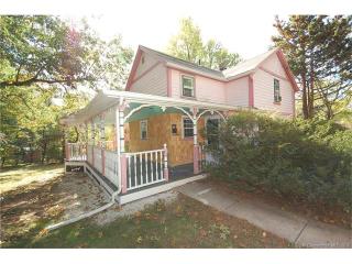 76 Olcott St, Manchester, CT 06040-2630