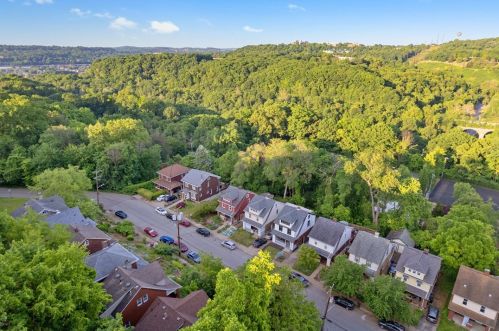 6620 Jackson St, Pittsburgh PA 15206-1764 exterior