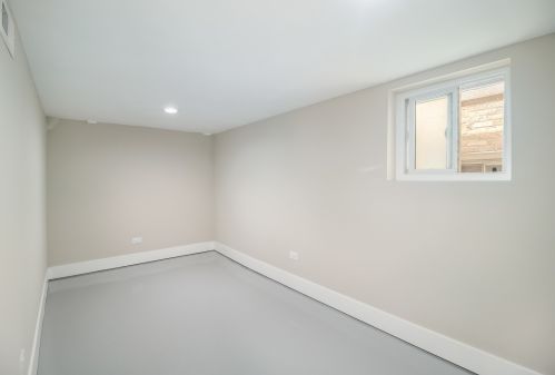 5621 Ozark Ave, Chicago IL  60631-3317 exterior