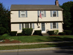 417 Waltham St, Newton, MA 02465-1939