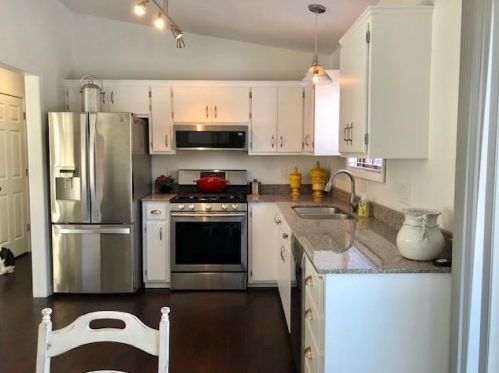 594 Kassel Ln, Chaska MN 55318-1496 exterior