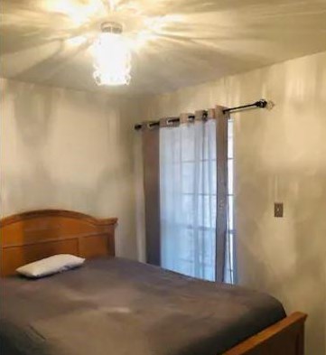 2011 Abbey Cir, Austin TX 78727-4401 exterior