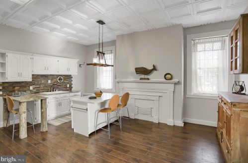 301 Penn St, Huntingdon PA 16652-1609 exterior