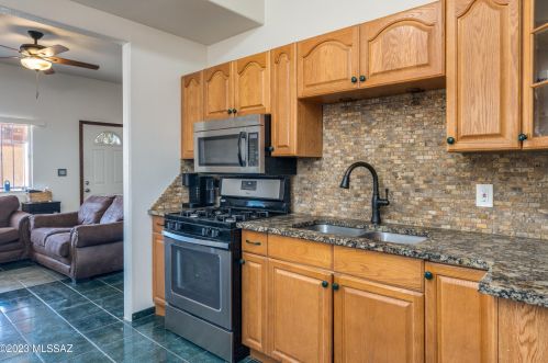 5525 Iowa St, Tucson AZ  85757-9353 exterior