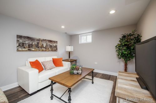 774 Michigan St, Elmhurst IL  60126-1739 exterior