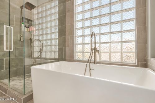 2122 Apache Rain Rd, Phoenix AZ  85085-5084 exterior