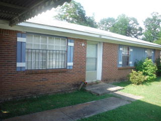 127 Chevy Dr, Dothan, AL 36303-7707