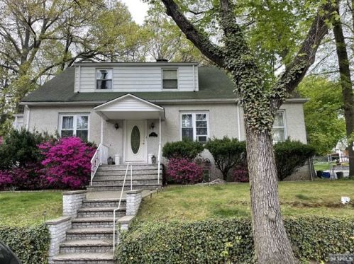 99 Garden St, Dumont NJ  07628-3119 exterior