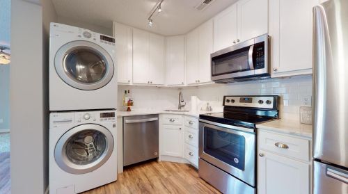 1506 Oriole Ln, Saint Louis MO 63144-1110 exterior