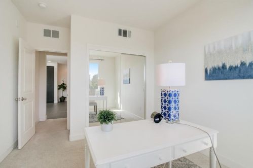 1919 Mccandless Dr, Milpitas CA 95035-8048 exterior