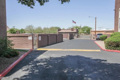 16602 25th St, Phoenix AZ  85032-2555 exterior