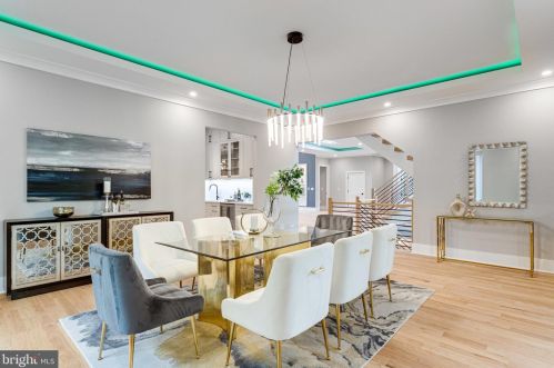 1520 Brookhaven Dr, Mc Lean VA  22101-4127 exterior