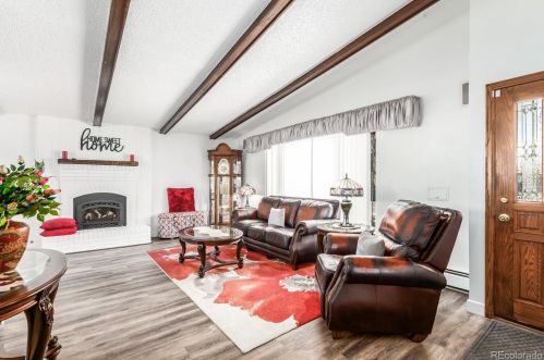 7881 Robin Ln, Denver, CO 80221-3812