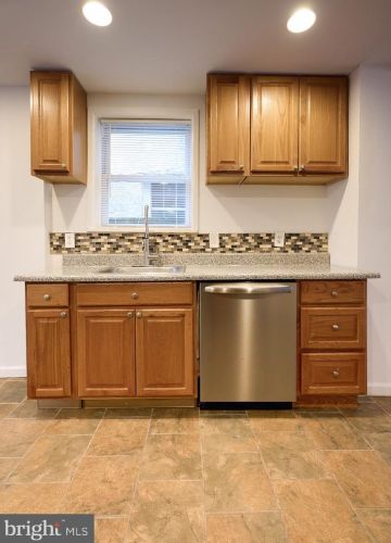 1524 29 St, Philadelphia PA 19132-3406 exterior