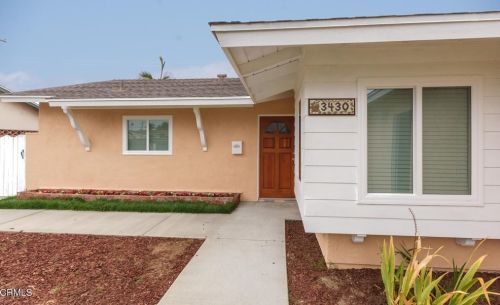 3430 J St, Oxnard CA  93033-6036 exterior