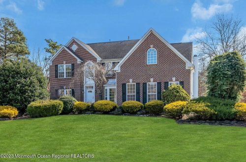 33 Jefferson Ct, Jackson Twp NJ  08527-5159 exterior