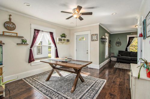 231 4 Ave, Three Rivers MI 49093-1509 exterior