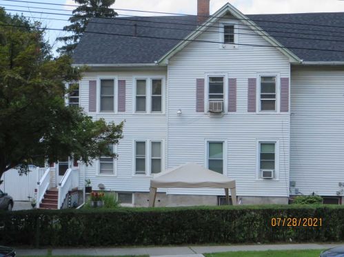 27 Orch Pl, Poughkeepsie NY 12601-1911 exterior