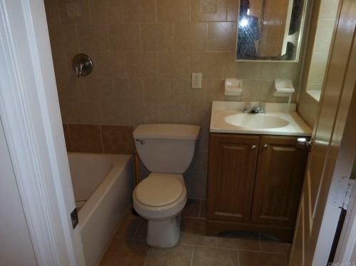 1551 Bruckner Blvd, Bronx NY 10472-6408 exterior