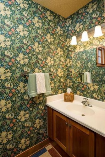 15836 Dry Meadow Ln, Saint Paul MN 55124-6997 exterior