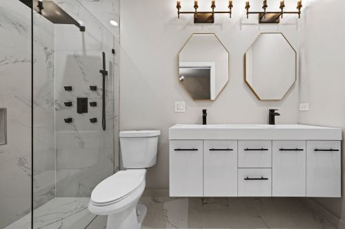 1933 Ohio St, Chicago IL 60624-1047 exterior