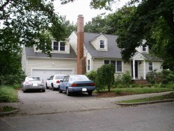 80 Albert Rd, Newton, MA 02466-1303