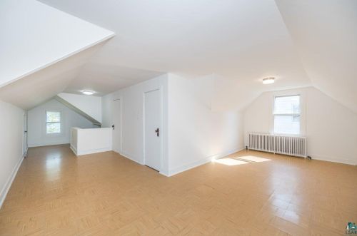 5811 Glenwood St, Duluth MN 55804-1621 exterior