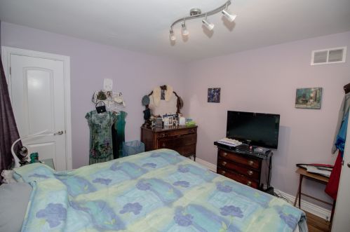 5624 Melvina Ave, Chicago IL 60646-1123 exterior