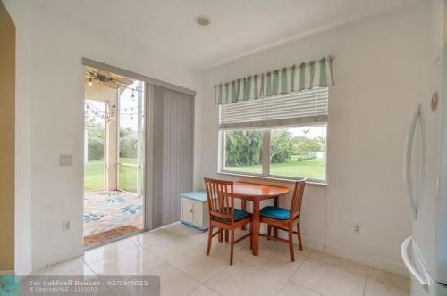 9597 Lindale Trace Blvd, Fort Pierce FL  34987-2439 exterior