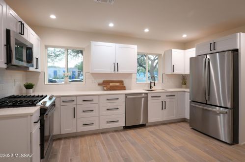 1933 Mabel St, Tucson AZ  85719-4342 exterior