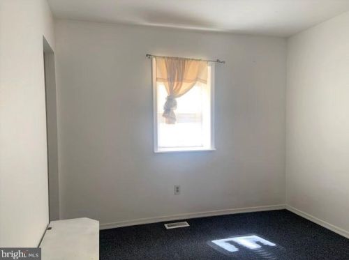 2113 28 St, Philadelphia PA 19145-2522 exterior