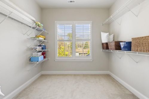 1225 Brooke Greene, Atlanta GA 30319-4715 exterior