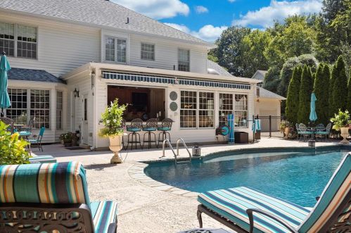 1735 Mason Knoll Rd, Saint Louis MO 63131-1219 exterior