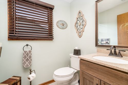 1708 Addleman St, Joliet IL 60431-8573 exterior