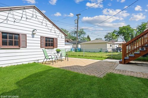 6127 Austin Ave, Chicago IL  60638-4319 exterior