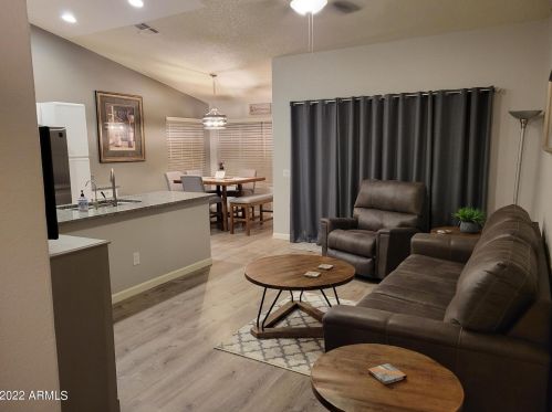 6750 Oakmont Dr, Chandler AZ  85249-8679 exterior