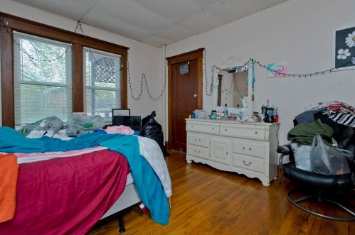 855 Boston Rd, Springfield MA 01119-1331 exterior