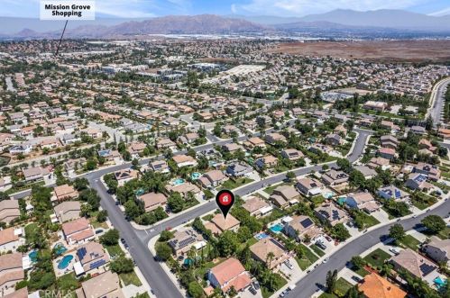 19161 Hitching Post Pl, Riverside CA  92508-7133 exterior