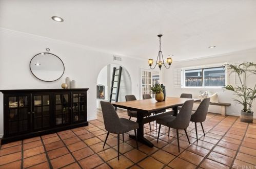 1151 Tiki Ln, Tustin CA exterior