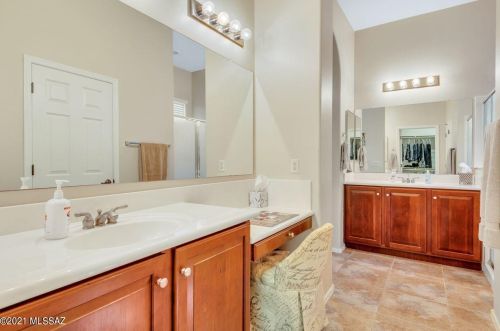 1831 Placita Canoa Azul, Green Valley AZ 85622-8079 exterior