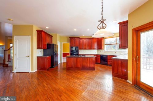 2009 Carmel Dr, Jamison PA 18929-1438 exterior