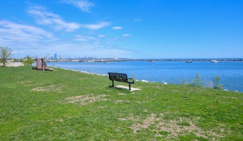 2951 Superior St, Milwaukee WI 53207-3074 exterior