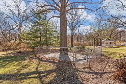 1346 Thatcher Ave, Saint Louis MO 63135-1719 exterior