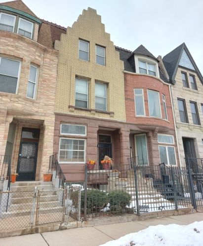 434 46th St, Chicago, IL 60653-4102