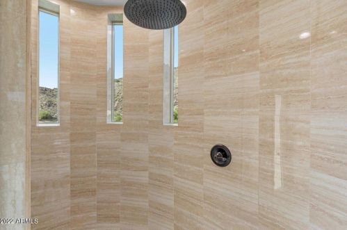 1825 Cinnabar Ave, Phoenix AZ  85020-1916 exterior