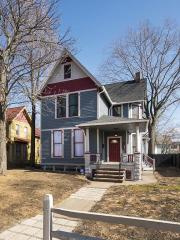 2963 Scranton Rd, Cleveland OH  44113-5321 exterior