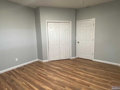 684 18 St, Paterson NJ 07501-2111 exterior