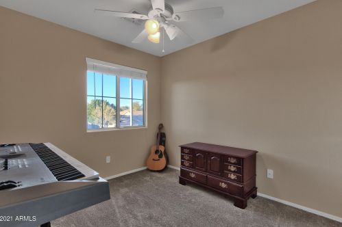 1097 Swan Dr, Chandler AZ 85286-7543 exterior